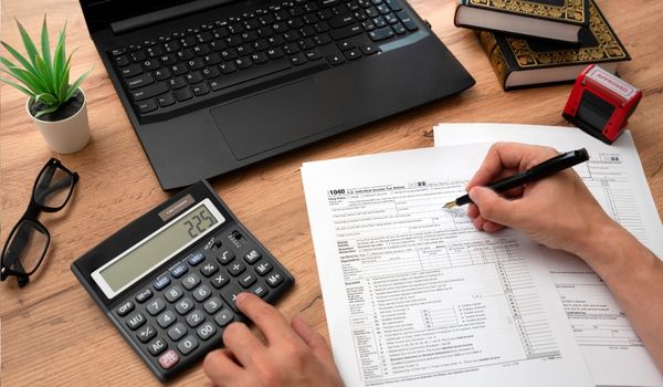 Wanneer ZZP aangifte inkomstenbelasting